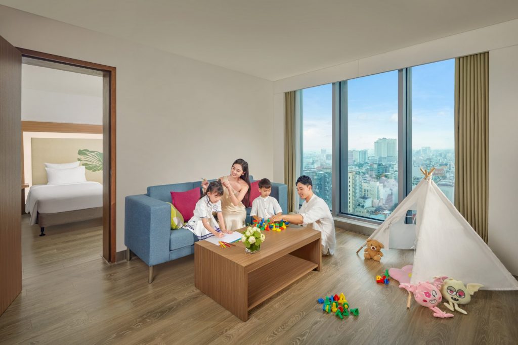 EXECUTIVE SUITE, 1 King Bed - Novotel Saigon Centre | Business Hotel