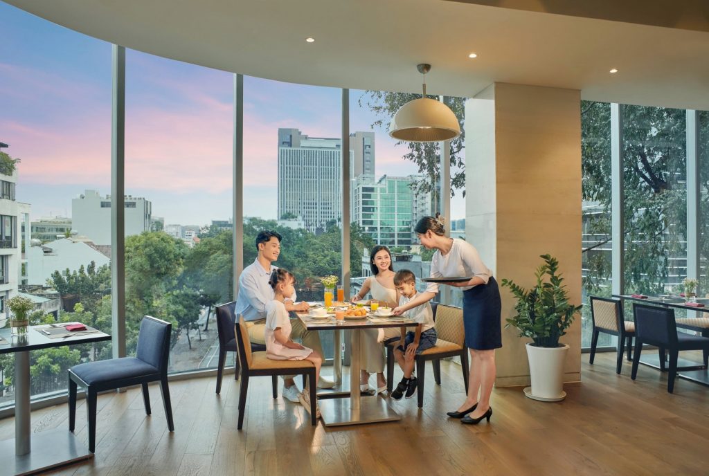 Food Exchange Restaurant - Seafood Buffet - Novotel Saigon Centre