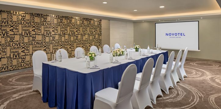 Meeting-Eureka-min.jpg